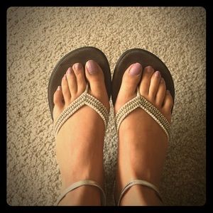 Very pretty sequined rare strappy sandals.